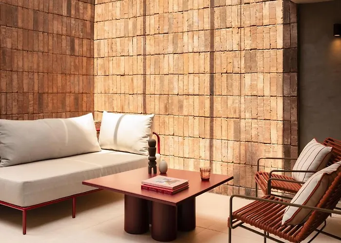 Colony Residences&suites Hotel