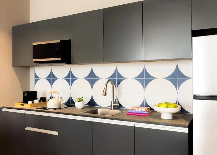 Colony Residences&suites